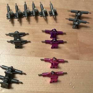 Tech deck trucks